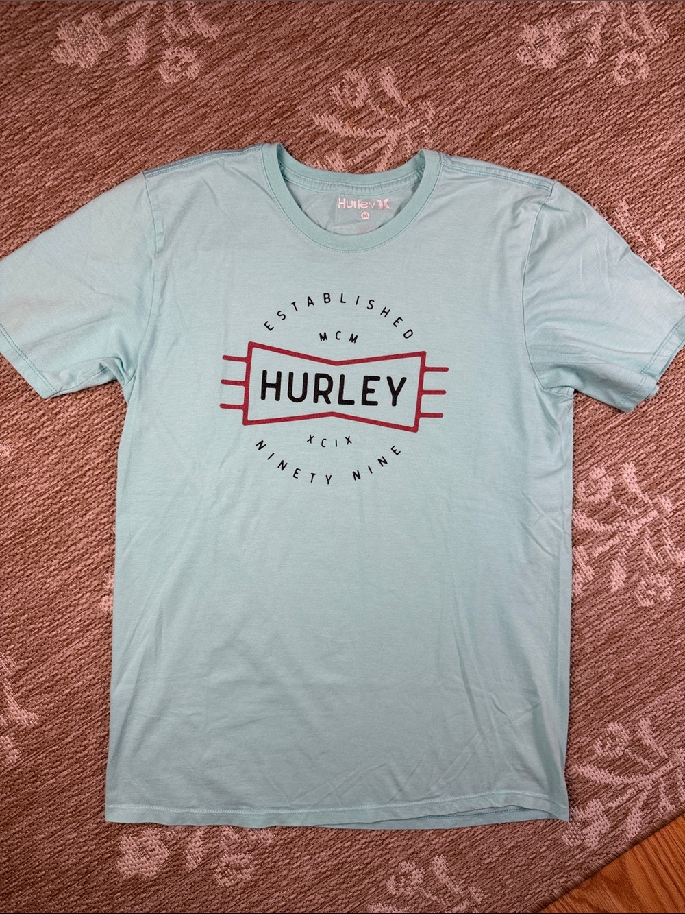 Hurley Men’s blue Logo Short Sleeve Tee